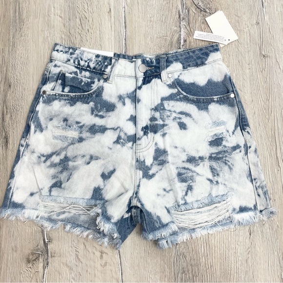 BP Cut Off Shorts - Picture 3 of 6